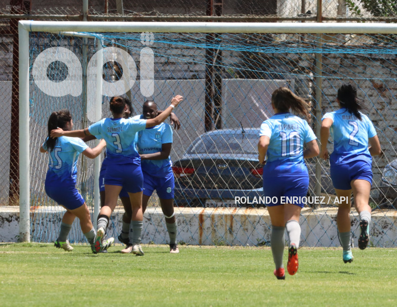 FBL-SUPERLIGA-FEMENINA-NANAS-MACARA