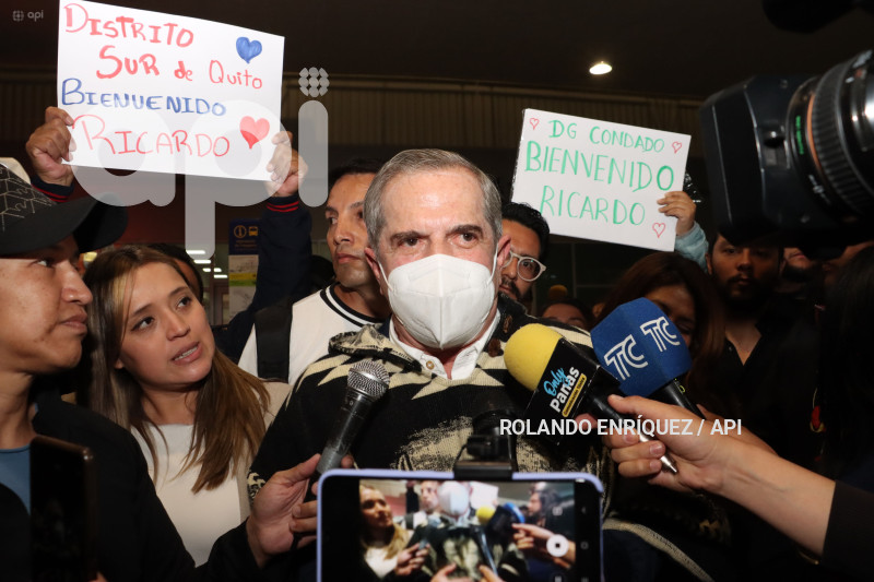 ARRIBO-RICARDO-PATINO