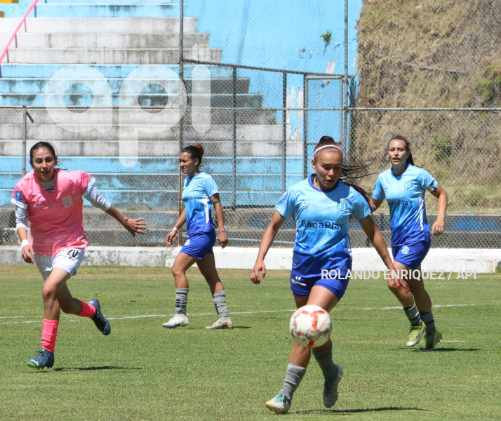 FBL-SUPERLIGA-FEMENINA-NANAS-MACARA