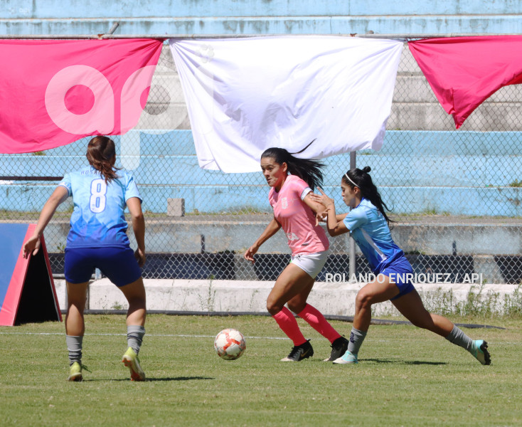 FBL-SUPERLIGA-FEMENINA-NANAS-MACARA