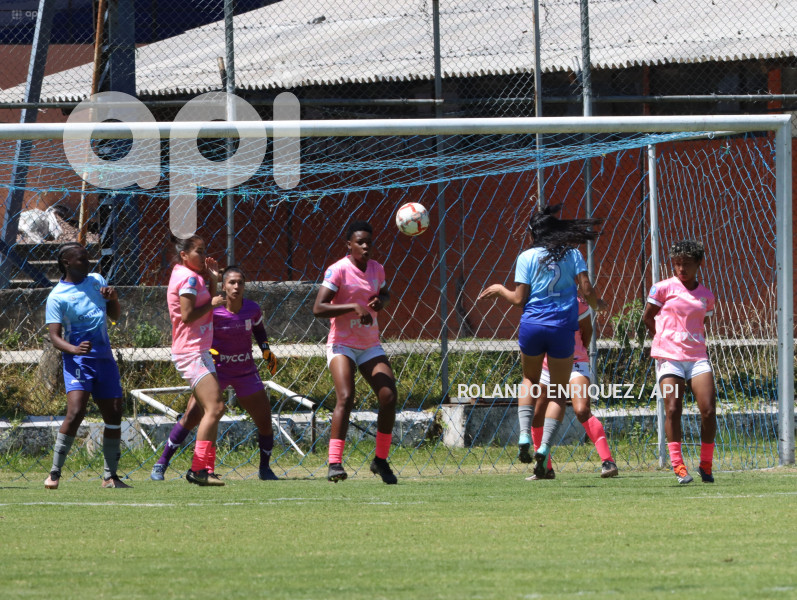 FBL-SUPERLIGA-FEMENINA-NANAS-MACARA