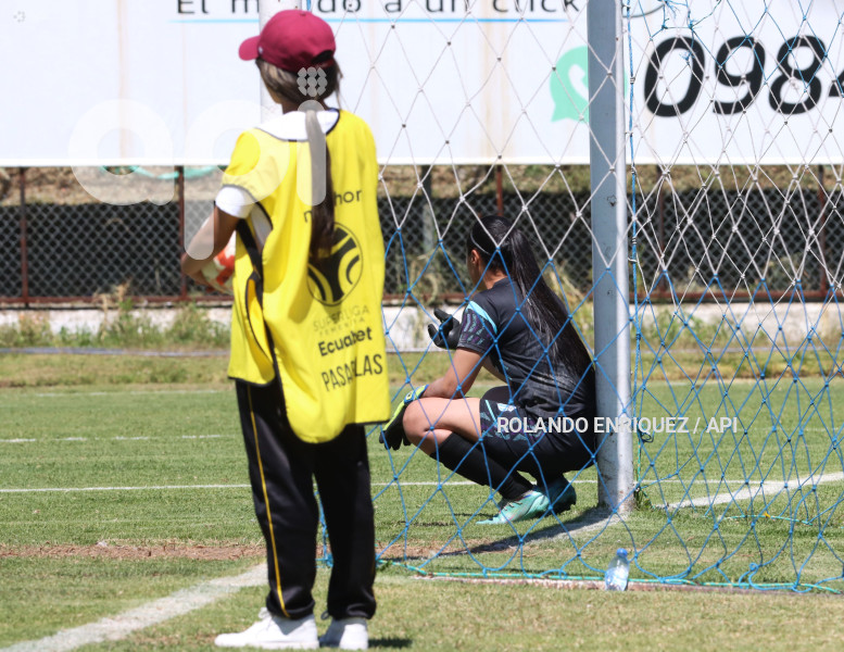 FBL-SUPERLIGA-FEMENINA-NANAS-MACARA