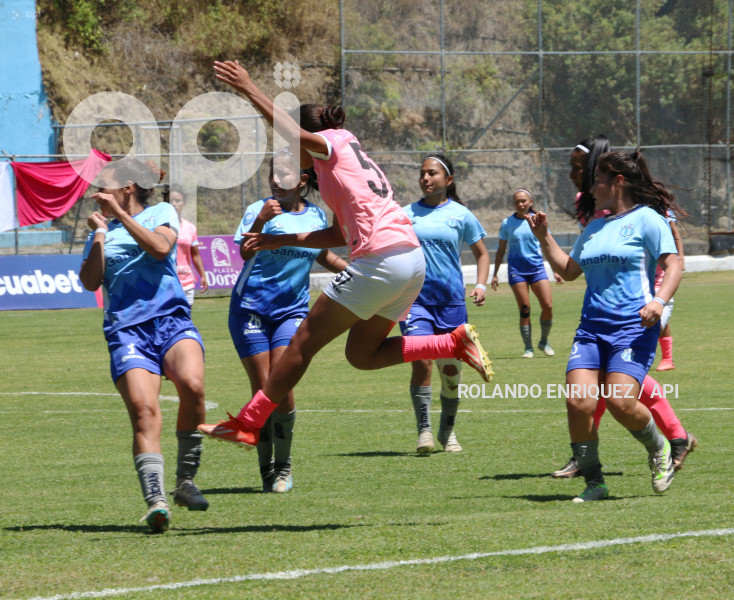 FBL-SUPERLIGA-FEMENINA-NANAS-MACARA