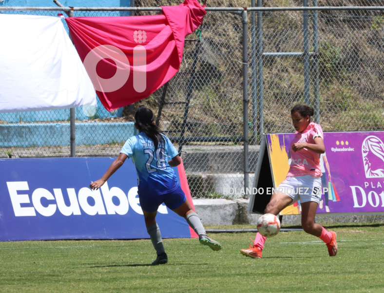 FBL-SUPERLIGA-FEMENINA-NANAS-MACARA