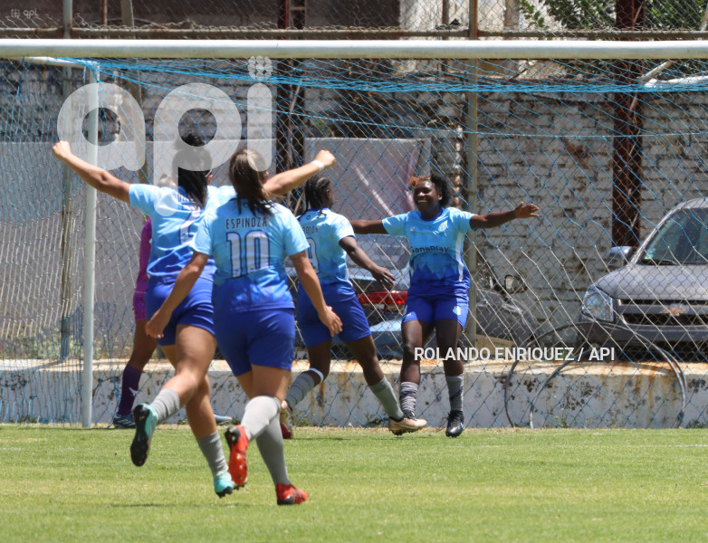 FBL-SUPERLIGA-FEMENINA-NANAS-MACARA