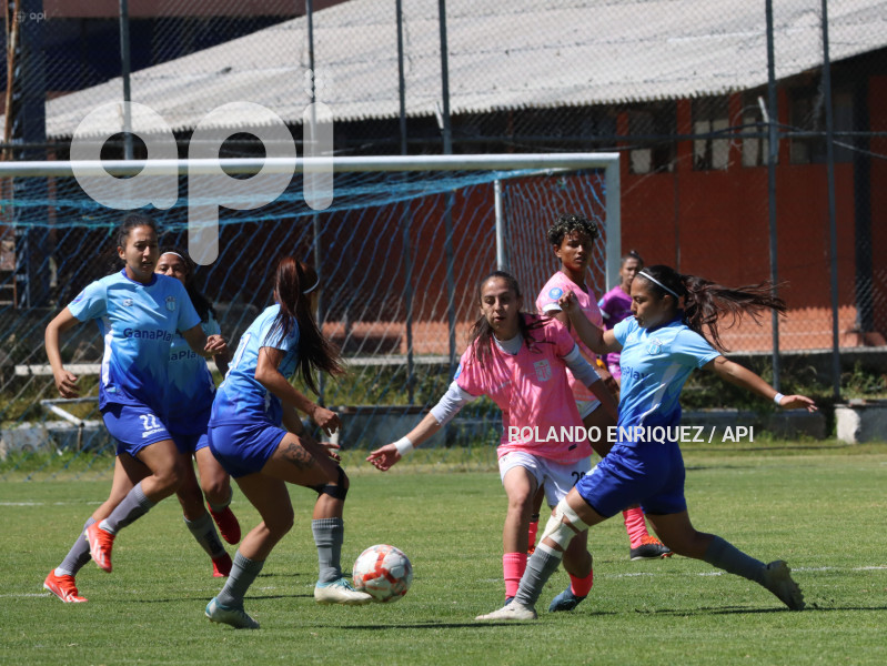 FBL-SUPERLIGA-FEMENINA-NANAS-MACARA
