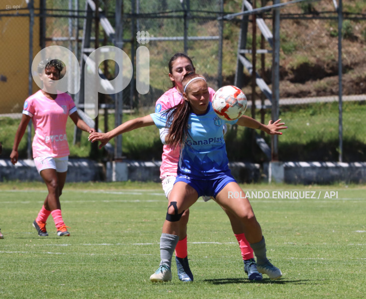 FBL-SUPERLIGA-FEMENINA-NANAS-MACARA