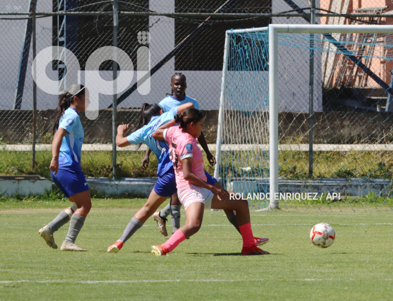 FBL-SUPERLIGA-FEMENINA-NANAS-MACARA