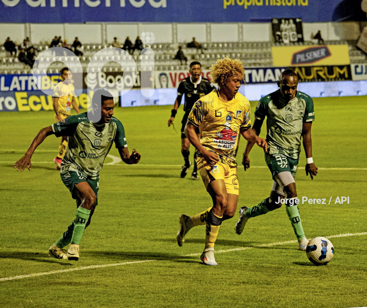 FBL LIGA PRO ECUABET TECNICO DELFIN