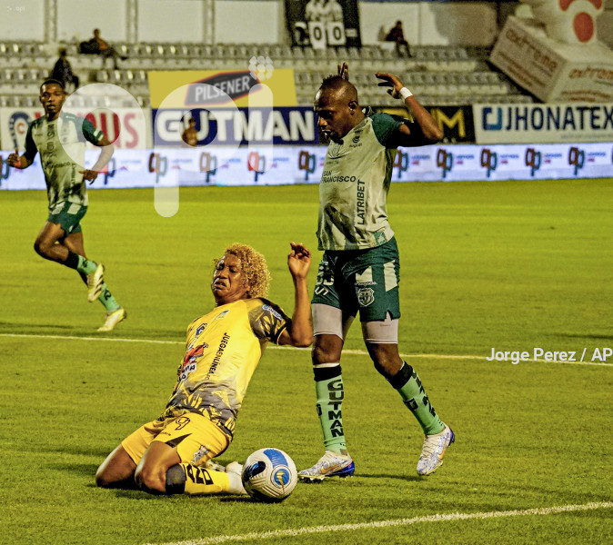 FBL LIGA PRO ECUABET TECNICO DELFIN