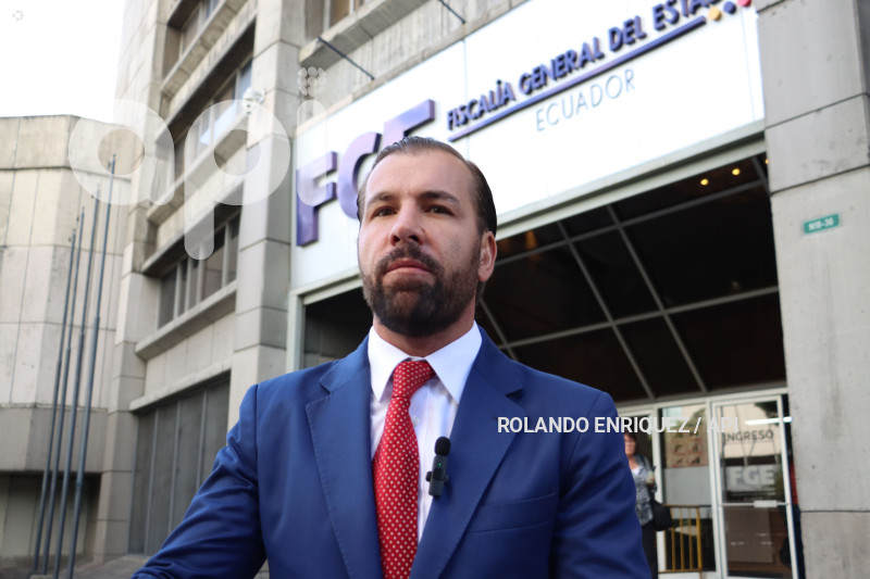 DENUNCIA-IZQUIERDA-DEMOCRATICA