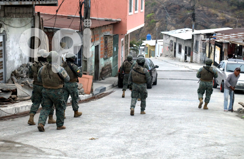 GYE-BLOQUE DE SEGURIDAD-LAS CABRAS