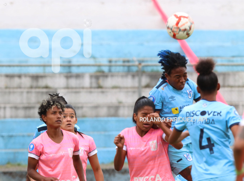 FBL-SUPERLIGA-FEMENINA-NANAS-UNIVERSIDAD-CATOLICA