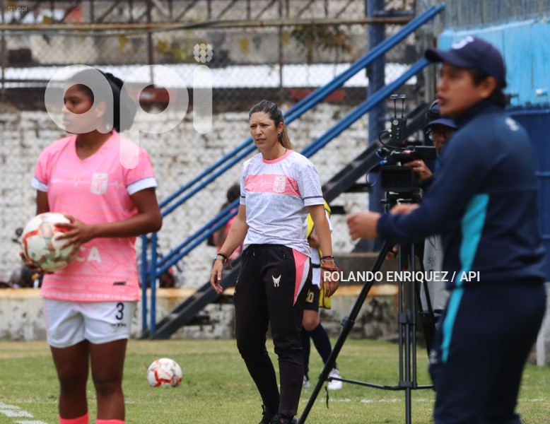FBL-SUPERLIGA-FEMENINA-NANAS-UNIVERSIDAD-CATOLICA