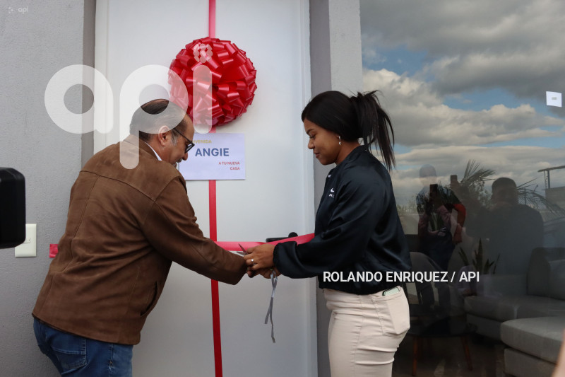 CASAS-NEISI-DAJOMES-ANGIE-PALACIOS