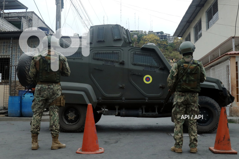 GYE-BLOQUE DE SEGURIDAD-LAS CABRAS