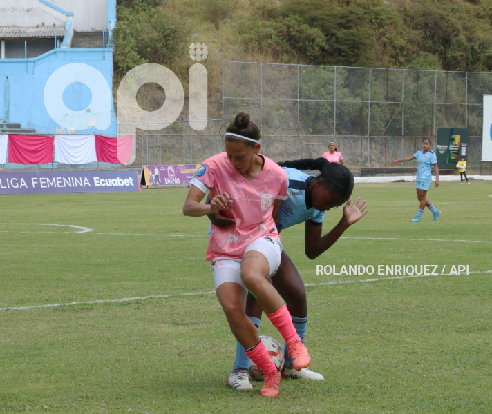 FBL-SUPERLIGA-FEMENINA-NANAS-UNIVERSIDAD-CATOLICA