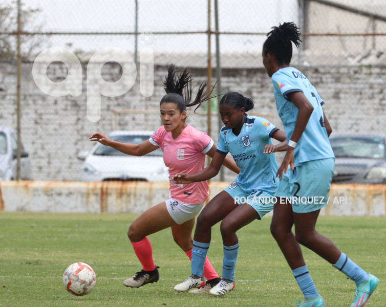 FBL-SUPERLIGA-FEMENINA-NANAS-UNIVERSIDAD-CATOLICA