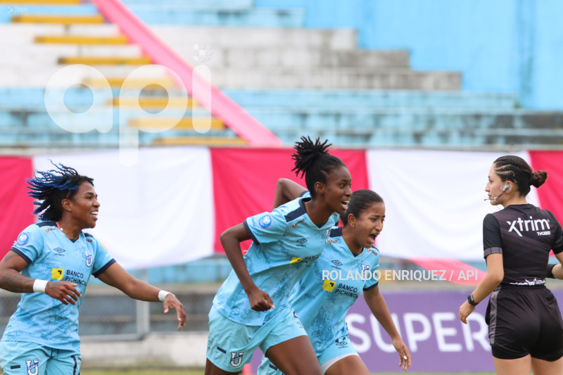 FBL-SUPERLIGA-FEMENINA-NANAS-UNIVERSIDAD-CATOLICA