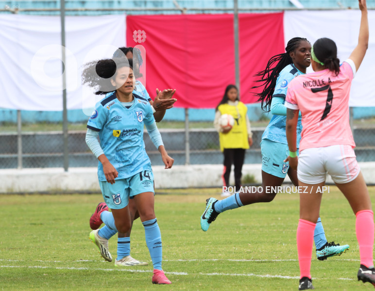 FBL-SUPERLIGA-FEMENINA-NANAS-UNIVERSIDAD-CATOLICA