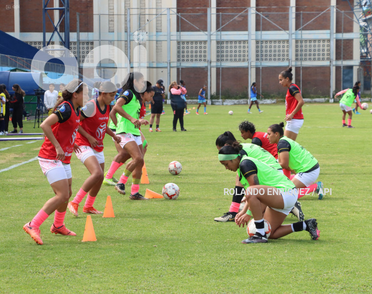 FBL-SUPERLIGA-FEMENINA-NANAS-UNIVERSIDAD-CATOLICA