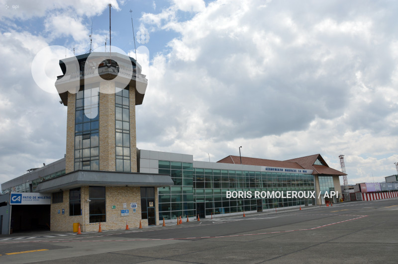 CUENCA-READECUACION-AEROPUERTO-MARISCAL LAMAR