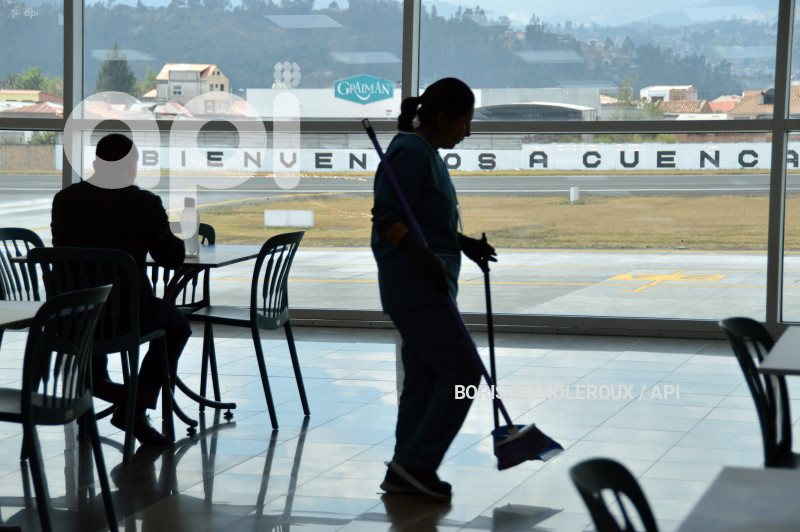 CUENCA-READECUACION-AEROPUERTO-MARISCAL LAMAR
