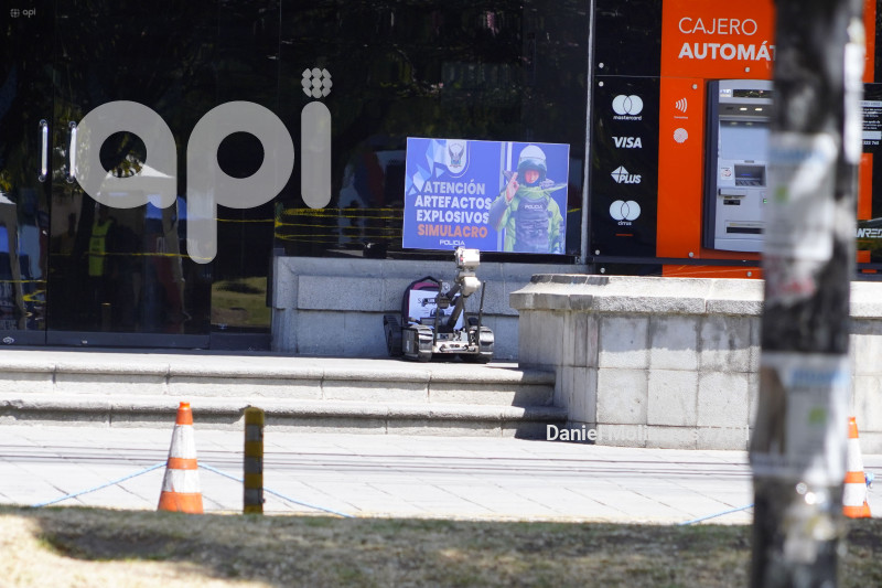 SIMULACRO COMANDANCIA EXPLOSIVOS