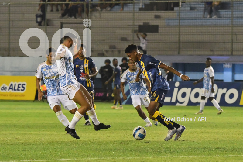 FBL-LIGAPRO-DELFIN-EMELEC
