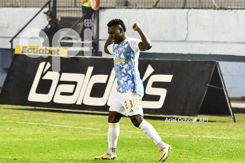 FBL-LIGAPRO-DELFIN-EMELEC