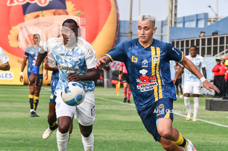 FBL-LIGAPRO-DELFIN-EMELEC