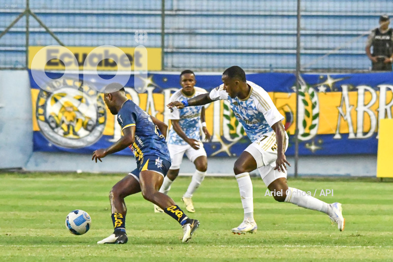 FBL-LIGAPRO-DELFIN-EMELEC
