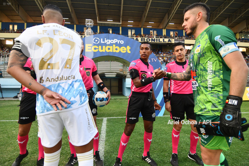 FBL-LIGAPRO-DELFIN-EMELEC