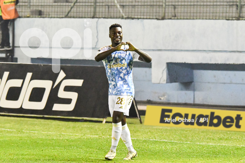FBL-LIGAPRO-DELFIN-EMELEC