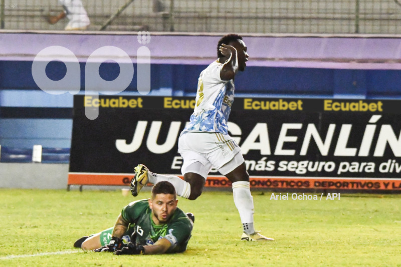FBL-LIGAPRO-DELFIN-EMELEC