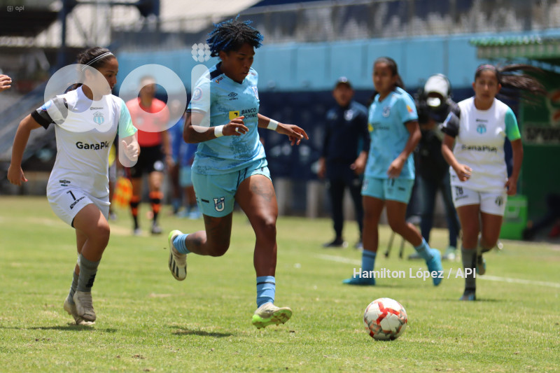 FBL-SUPERLIGA-FEMENINA-ECUABET-CATÓLICA-MACARÁ
