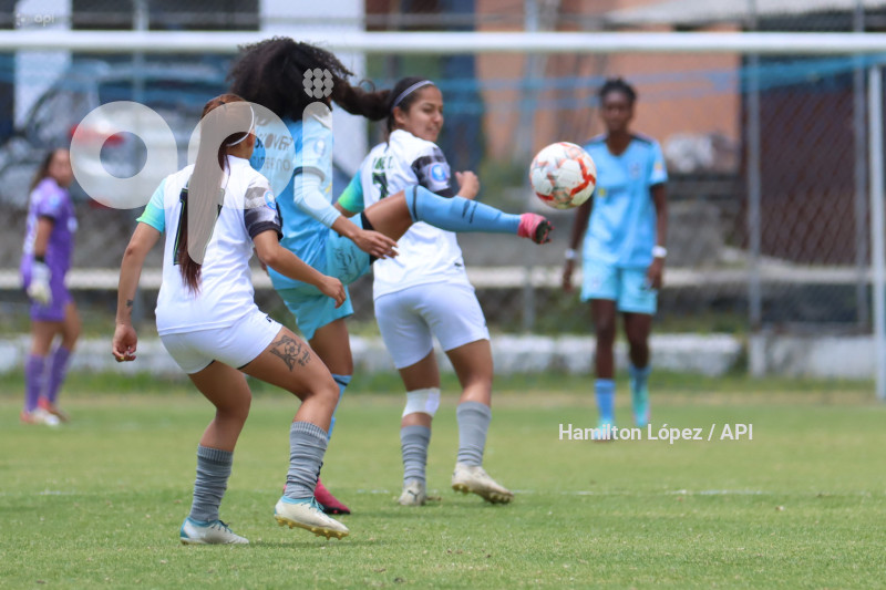 FBL-SUPERLIGA-FEMENINA-ECUABET-CATÓLICA-MACARÁ