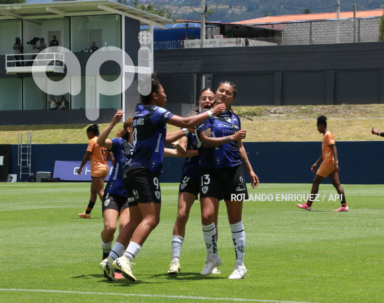 FBL-SUPERLIGA-FEMENINA-DRAGONAS-IDV-BARCELONA