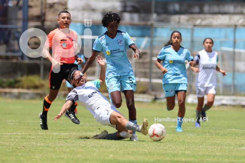 FBL-SUPERLIGA-FEMENINA-ECUABET-CATÓLICA-MACARÁ