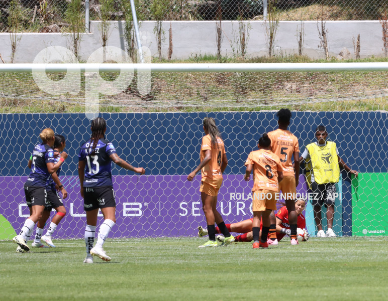 FBL-SUPERLIGA-FEMENINA-DRAGONAS-IDV-BARCELONA