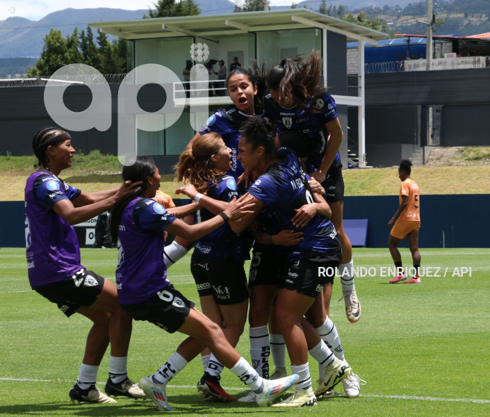 FBL-SUPERLIGA-FEMENINA-DRAGONAS-IDV-BARCELONA