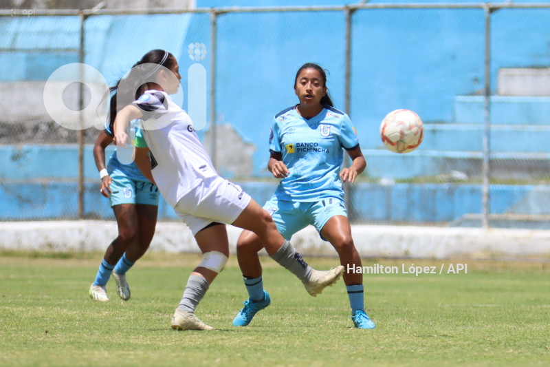 FBL-SUPERLIGA-FEMENINA-ECUABET-CATÓLICA-MACARÁ