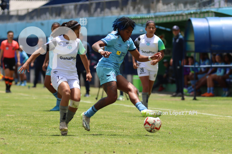 FBL-SUPERLIGA-FEMENINA-ECUABET-CATÓLICA-MACARÁ