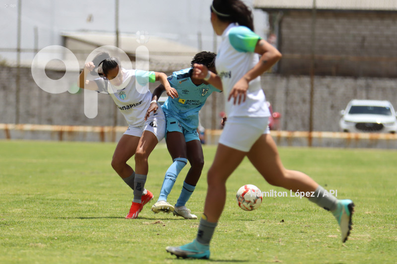FBL-SUPERLIGA-FEMENINA-ECUABET-CATÓLICA-MACARÁ