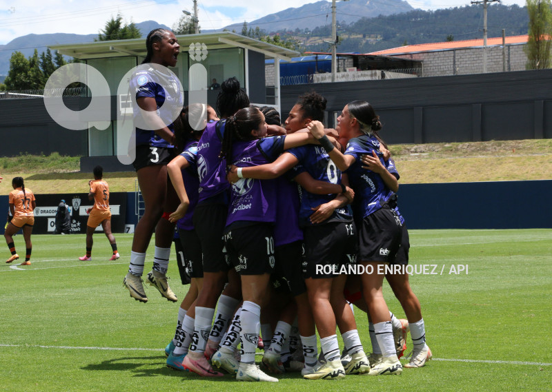 FBL-SUPERLIGA-FEMENINA-DRAGONAS-IDV-BARCELONA