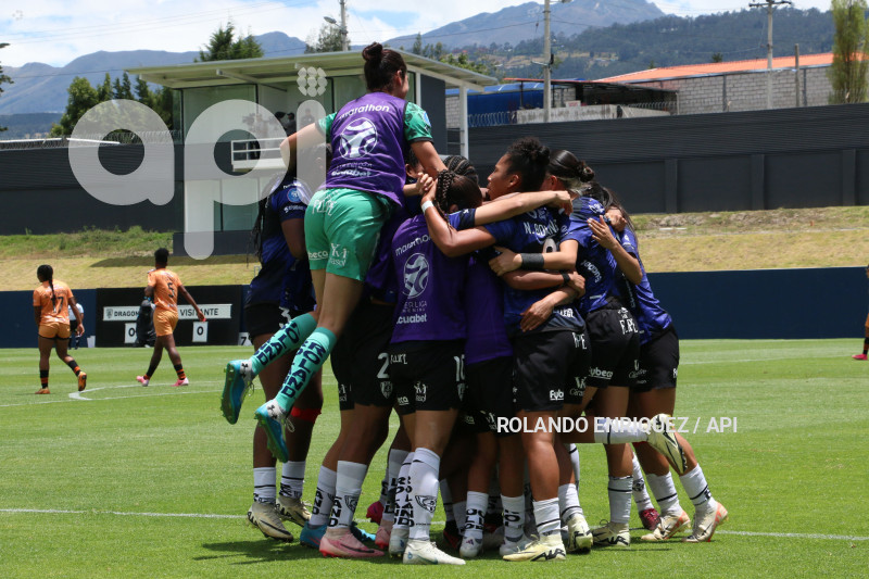 FBL-SUPERLIGA-FEMENINA-DRAGONAS-IDV-BARCELONA