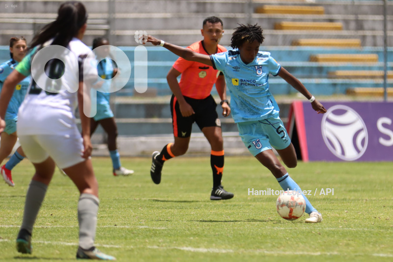 FBL-SUPERLIGA-FEMENINA-ECUABET-CATÓLICA-MACARÁ