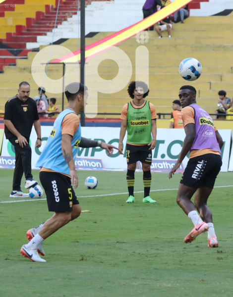 FBL-LIGAPRO-BARCELONA-CATOLICA