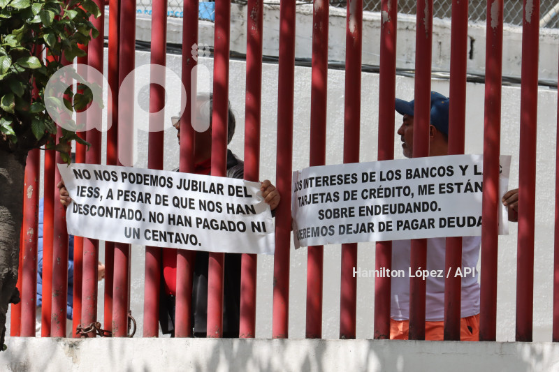 UIO-PROTESTA-TRABAJADORES-GAMATV
