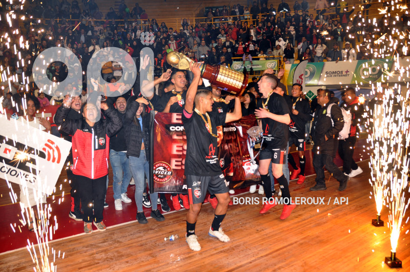CUENCA-SIMON BOLIVAR-PENTACAMPEON